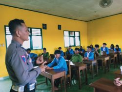 Jelang Ramadhan, Satlantas Polres Lamtim Ajak Pelajar Untuk Tertib Berlalu Lintas
