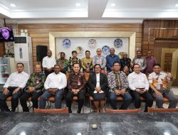 Belum Genap Tiga Jam Dilantik, Pj Gubernur Papua Agus Fatoni Tancap Gas Kumpulkan Kepala OPD