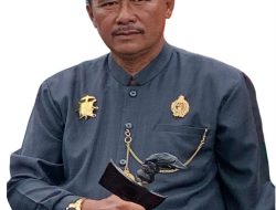 Khadin Demang Penujuk Khalis angkat Bicara, “Adat Jangan Dipermainkan, Ada Batas antara Simbol dan Kepantasan”