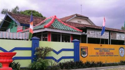 Kepala Sekolah SMAN 1 Pringsewu Datangi Orang Tua Mic, Polemik Diminta Selesai