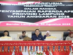 Pemprov Lampung Serahkan Dokumen Raperda APBD Tahun Anggaran 2026 kepada DPRD Lampung