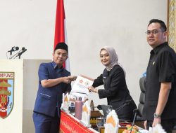 Dorong Investasi di Provinsi Lampung, Rapat Paripurna DPRD Lampung Bahas Raperda Prakarsa Pemerintah Provinsi Lampung