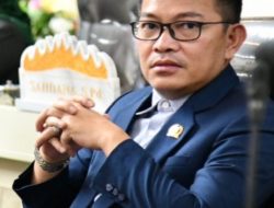 Anggota DPRD Lampung Deni Ribowo Apresiasi AKG Group, Ajak Perusahaan Lain Peduli Infrastruktur