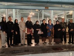 PYM SPDB Pangeran Edward Syah Pernong Bersama MAKN Melayat ke Keraton Surakarta Hadiningrat atas Wafatnya PB XIII