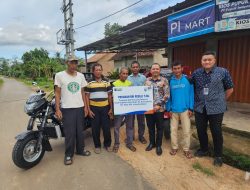 BRI Tanjung Karang Salurkan Bantuan BRI Peduli Dua Unit Motor Roda Tiga untuk Masyarakat Desa Rulung Mulya