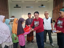 Ramadhan Penuh Berkah, Willys Lampung Comunity Berbagi dengan Tunanetra dan Jompo di Gunung Terang