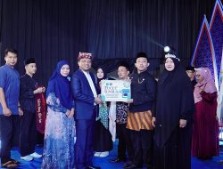 Bupati Pringsewu Hadiahi Umroh Santri Hafizh 30 Juz di Haflatut Takhrij IMBOS